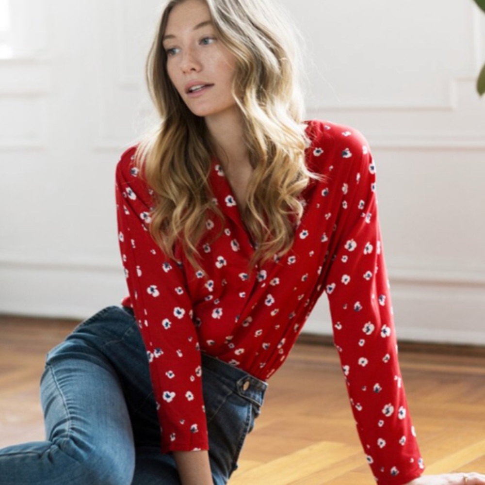 Red floral Lila Loup blouse Large (fits medium)